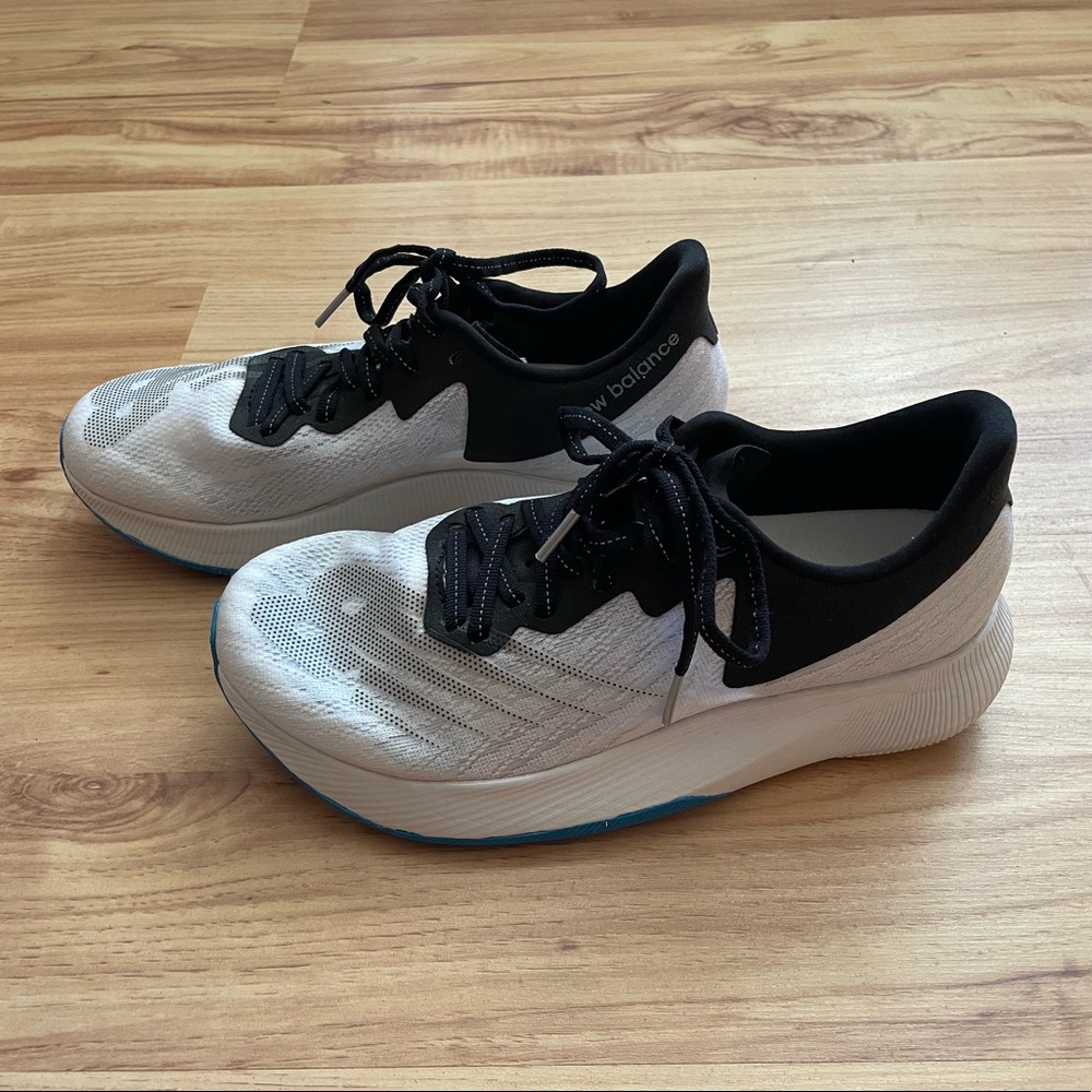 Womens New Balance Fuelcell TC